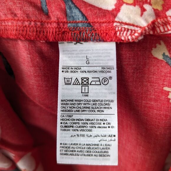 Old Navy Button Front Red Floral Short Sleeve Large - Picture 6 of 6